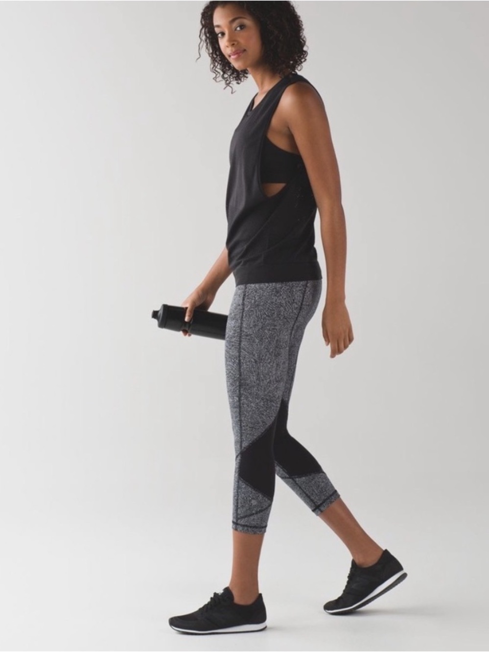 Lululemon Women's Pace Rival Crop Black Grey Legging